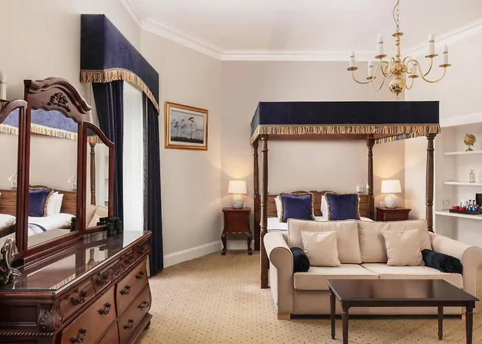 Dingwall Hotels