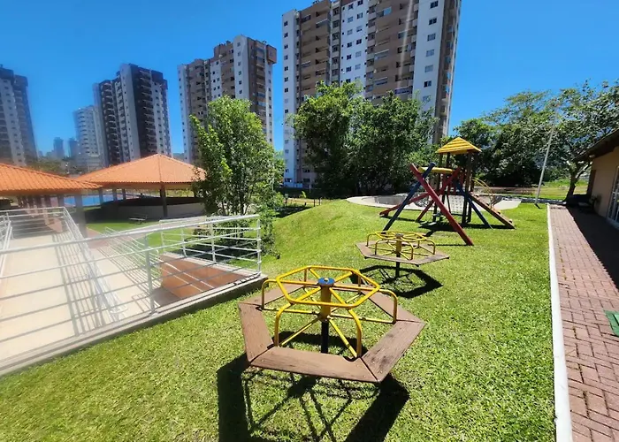 Condomínio Vista Atlântico - Apartamento Novo - Próximo à Praia - Vista Mar - Área de Lazer