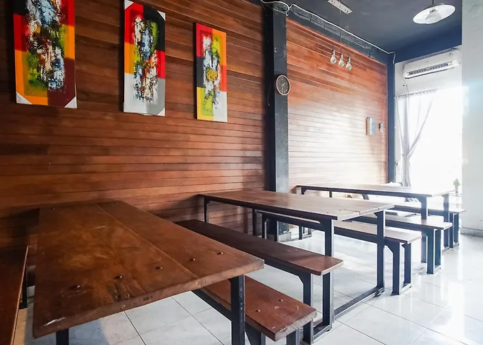 Bali Backpacker Inn & Hostel