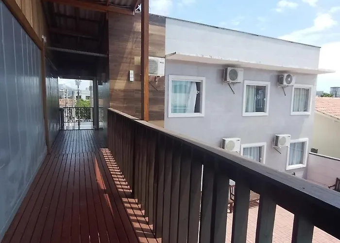 Casa Olinda Estúdios e Suítes com Piscina e Churrasqueira ART