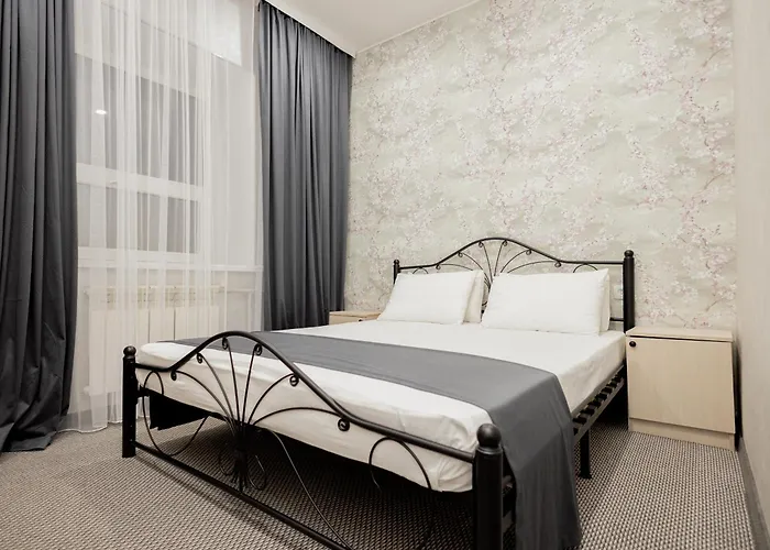 "Rush Hotel"