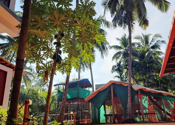 Murdeshwar Hotels