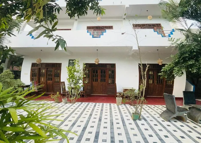 Mirissa Hotels