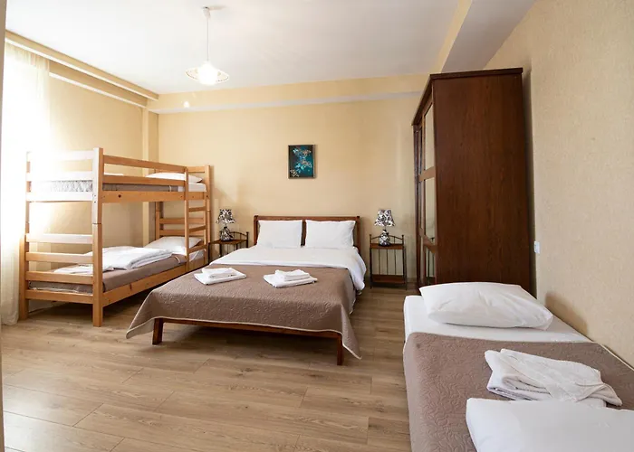 Hotel Legiandro Surami