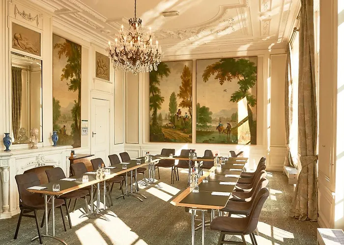 Hotels in de buurt van Gemeentehuis