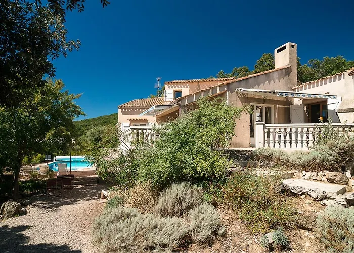 Villa Mas De Bouis - Views, Heated Pool, Xl 6 Bedroom, Ac, Nature, Beauty & Boules!