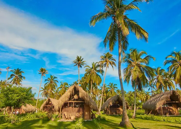 Isla Mucura Hotels