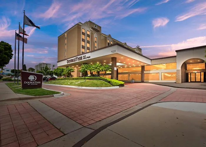 Whittier Hotels