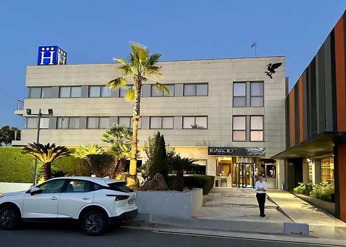Chiva Hotels