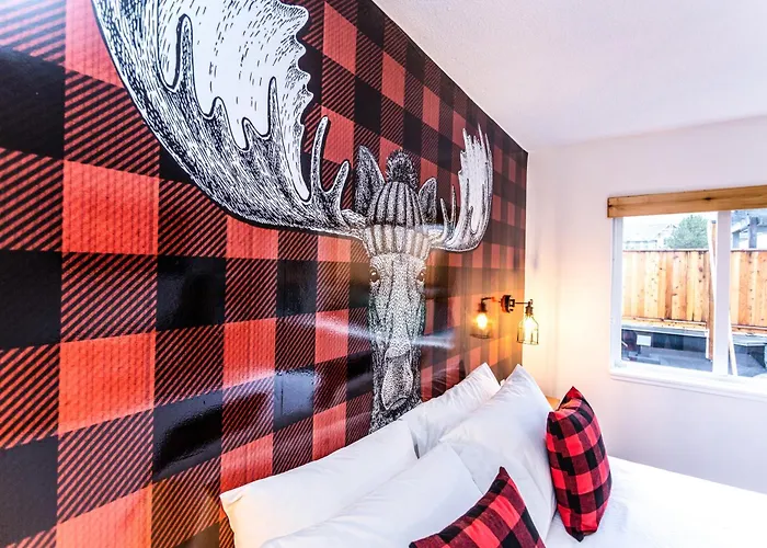 Squamish Hotels
