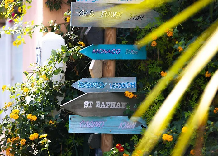 Frejus Beach hotels