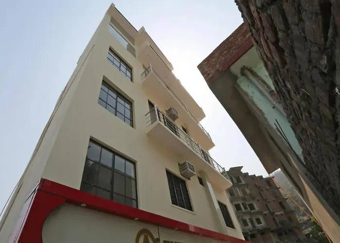 Narendra Nagar Hotels