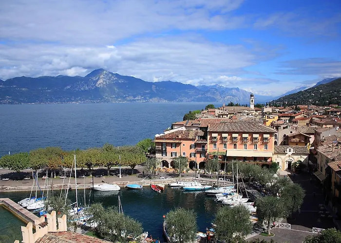 Torri Del Benaco Hotels