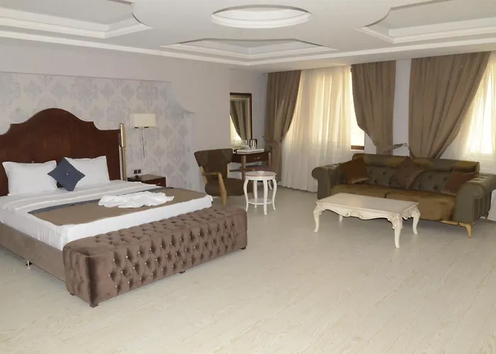 Batman Hotels
