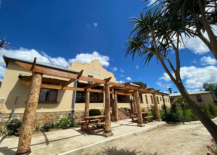 Uniondale (Western Cape) Hotels