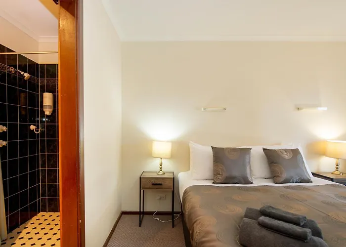 Ardrossan Hotels