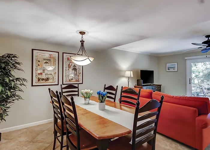 Hilton Head Island Villas with private pool