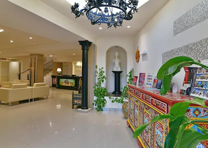 Hotel & Apartments Villa Linda