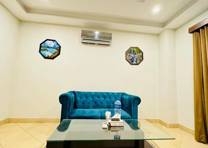Bling International Hotel Multan