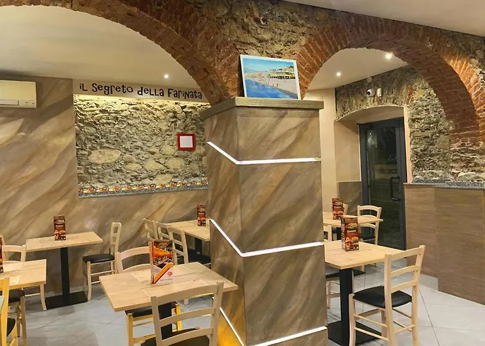 Hotel vicino a 