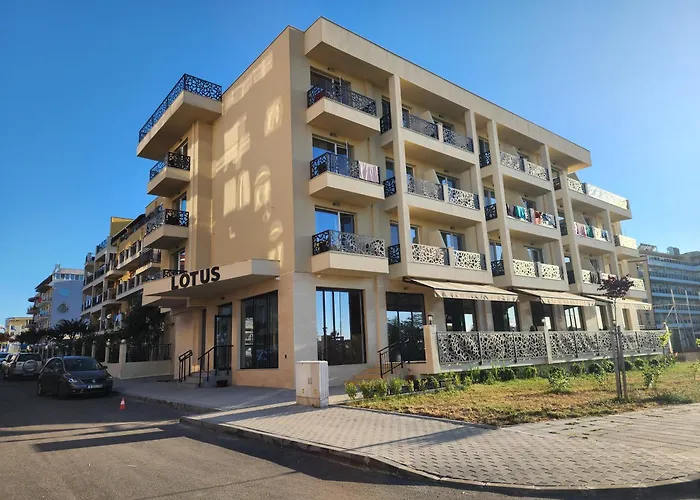 Primorsko Hotels