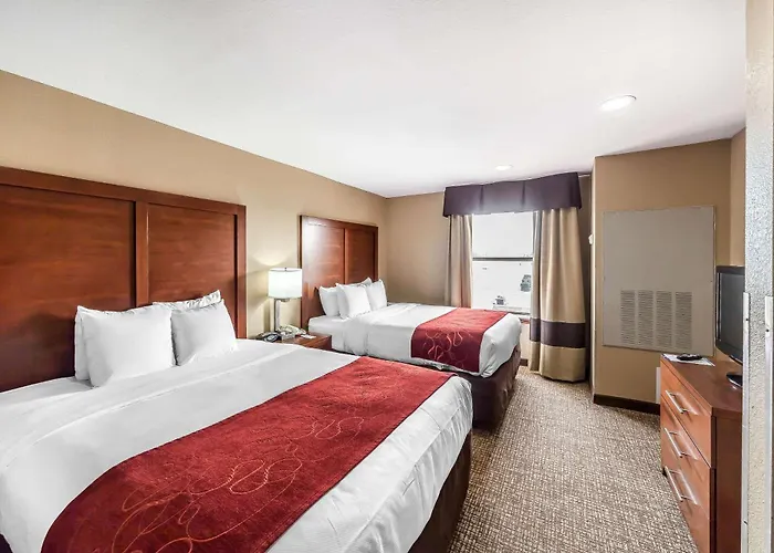 Yukon Hotels