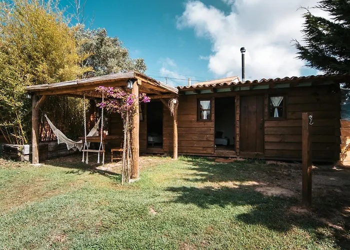Vilas com Piscina Privada em Ericeira