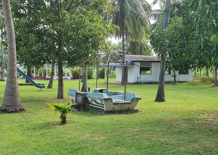 Ahsram Accommodations