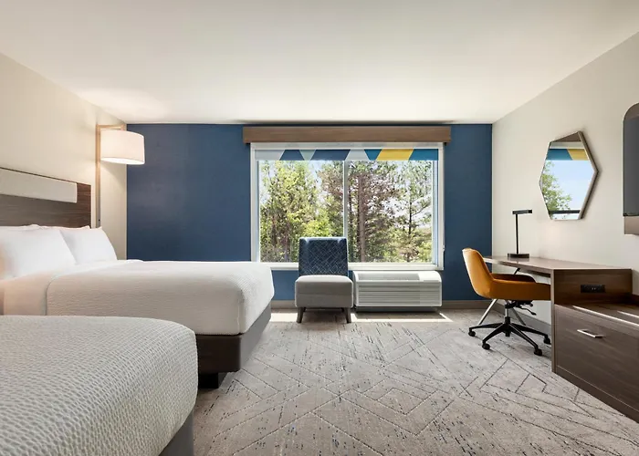 Rhinelander Hotels