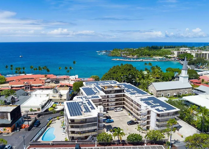 Kona Plaza#411