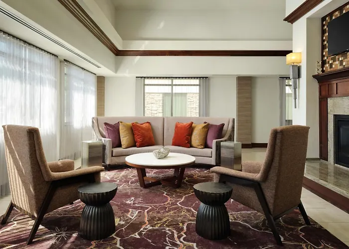 Bossier City Hotels With Jacuzzi in Room