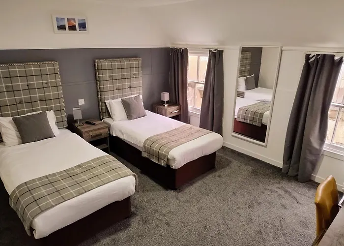 Thurso Hotels