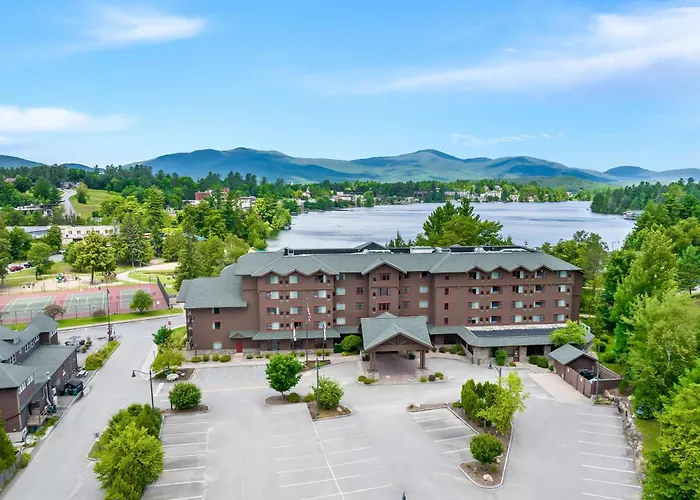 Lake Placid Hotels With Jacuzzi in Room