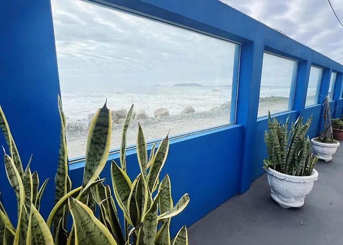 PÉ NA AREIA Apto Vicenzo