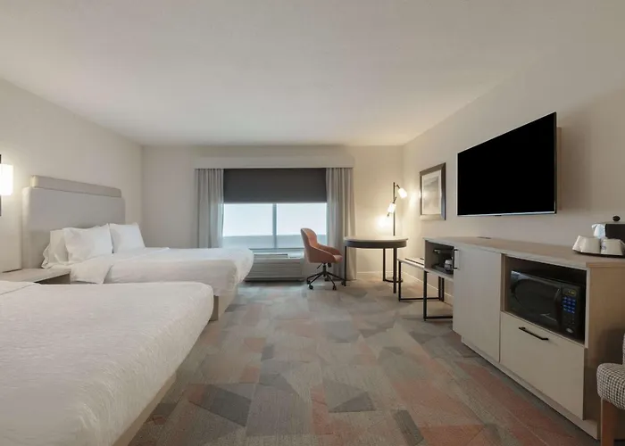 Hampton Inn & Suites By Hilton Moncton