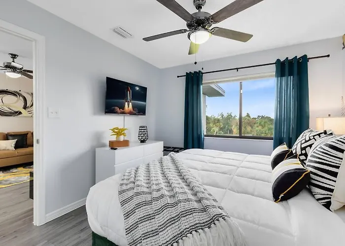 Titusville Beach hotels