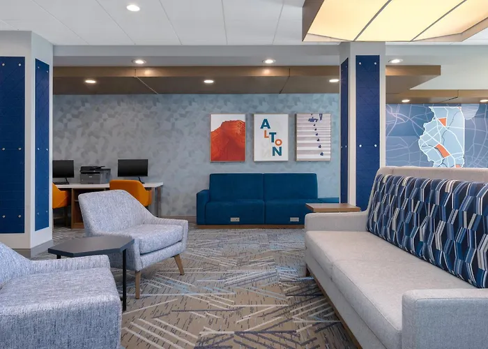 Holiday Inn Express & Suites Alton St Louis Area By Ihg