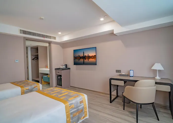 Ruilan Grandyard Hotel