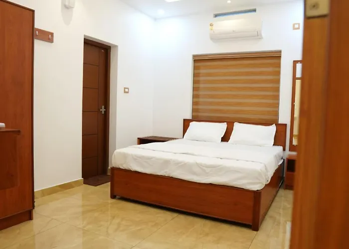 Alwaye Hotels