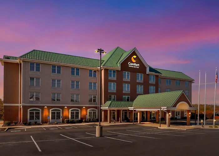 Cuyahoga Falls Hotels