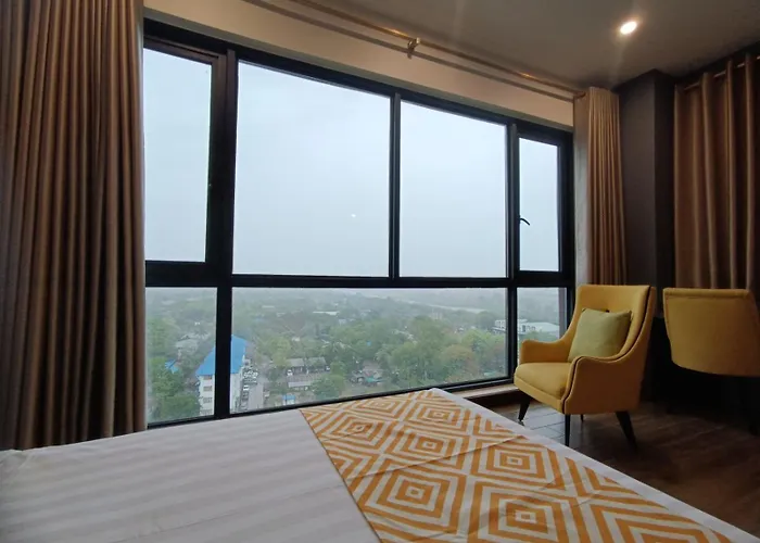 Holiday Pier Hotel