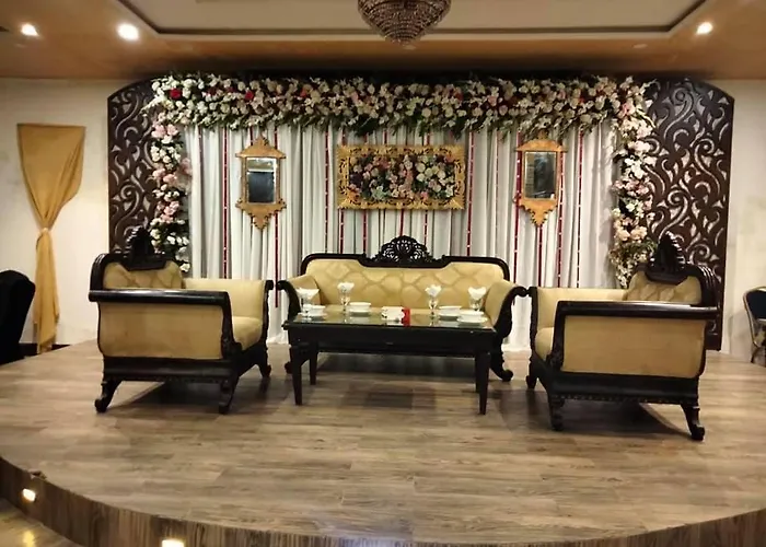 Javson Airport Hotel