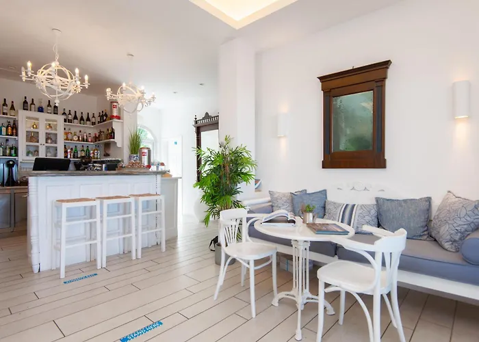 Apollonia (Sifnos) Hotels