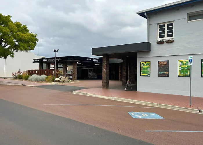 Manjimup Hotel