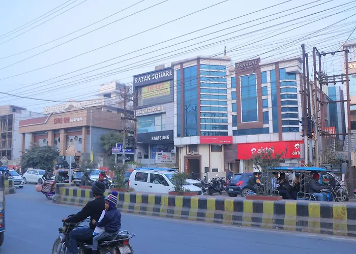 Mathura Hotels