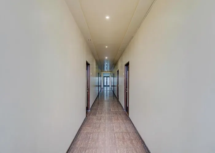Hotel Neelam