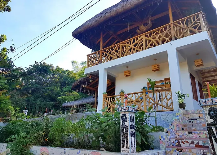 Lokal Home Hostel