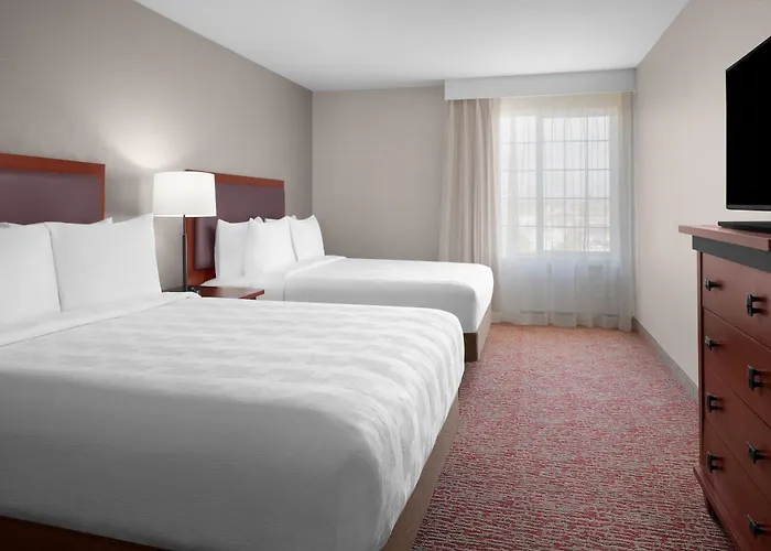 Folsom Hotels