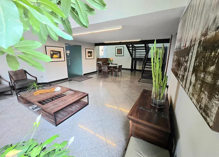 Via Contorno Hotel