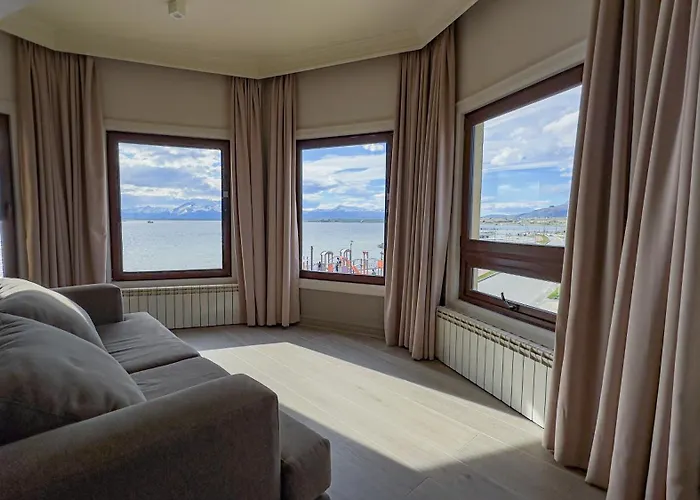 Hotel Costa Australis